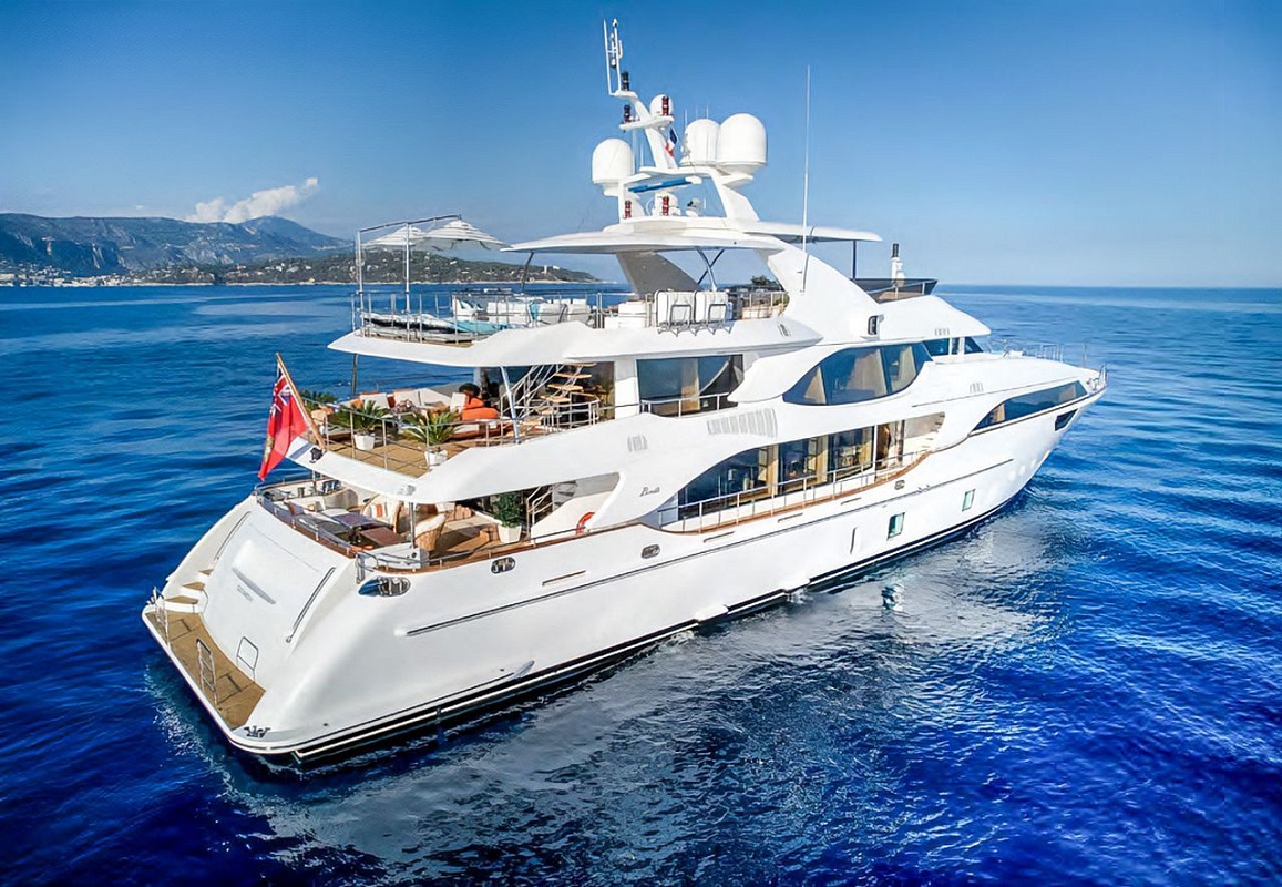 Аренда яхты Benetti Crystal 140 - NELA (Soy Amor) во Франции